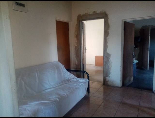 3 BEDROOM FREEHOLD FOR SALE IN LANGAVILLE
